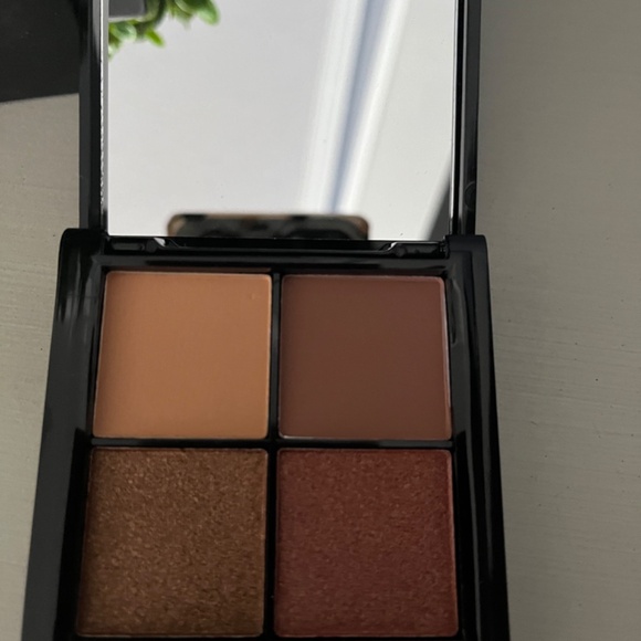 Phase Zero Santorini Quad Eyeshadow Palette‎ - Picture 3 of 4